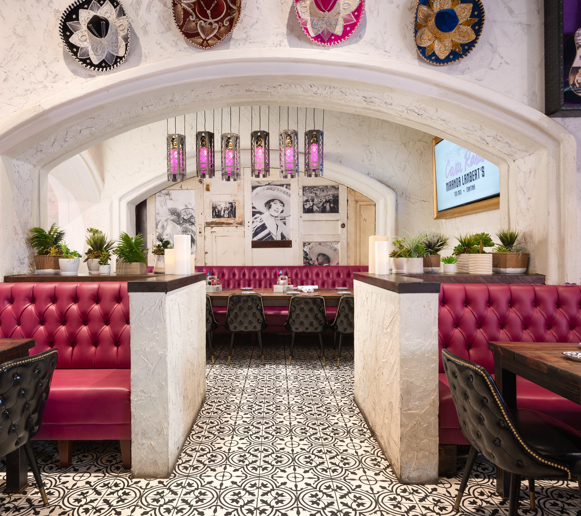 Casa Rosa Restaurant
